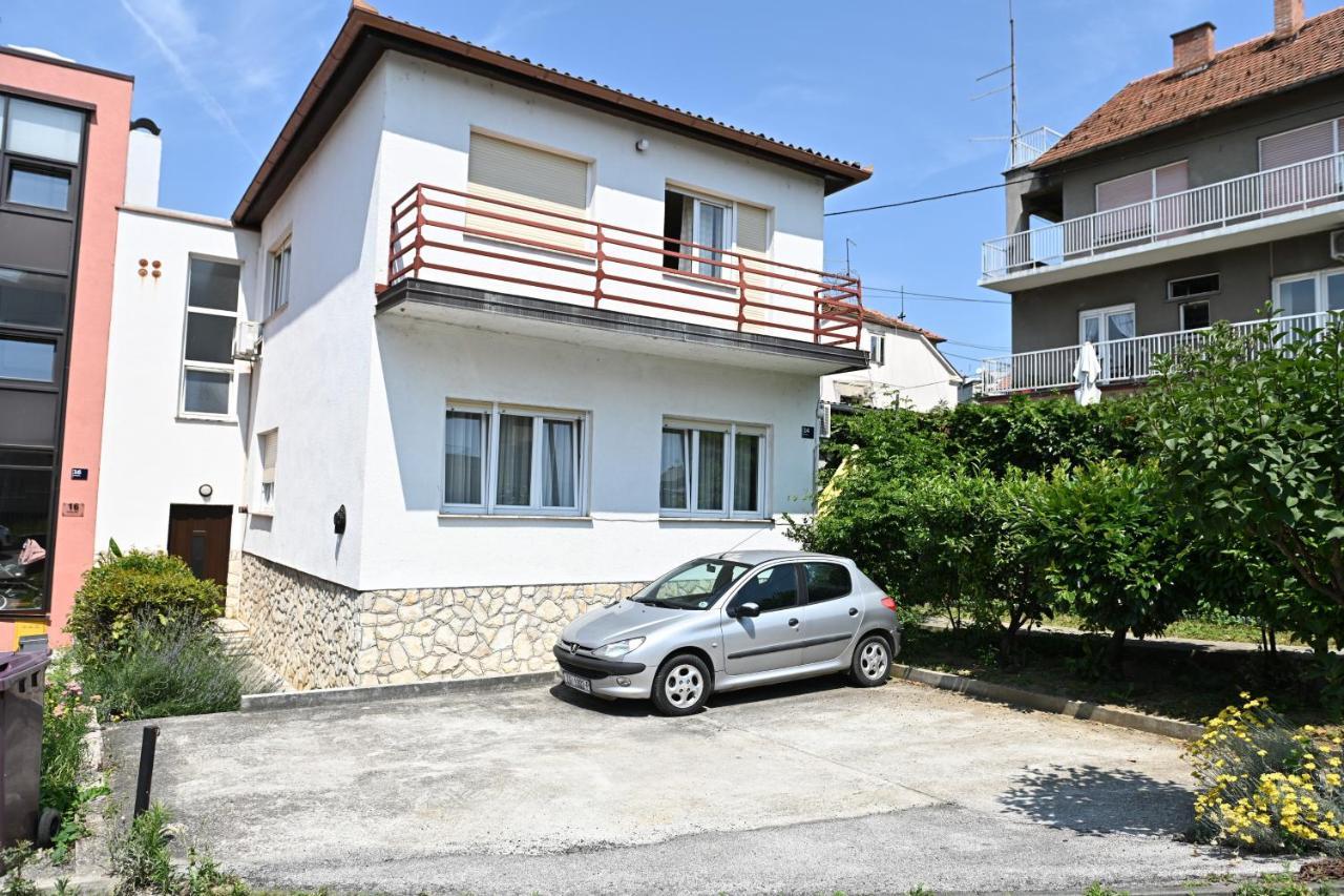 Apartment Aby Загреб Экстерьер фото
