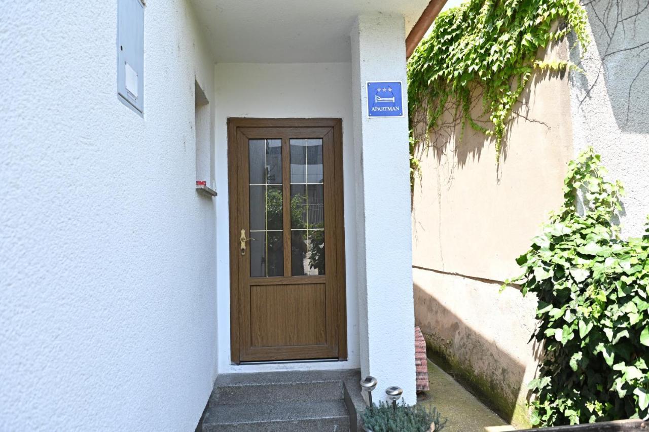 Apartment Aby Загреб Экстерьер фото
